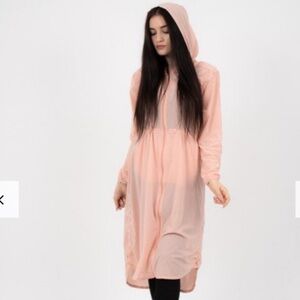 Puma En Pointe Sheer Peach Beige Jacket Size Large NWT